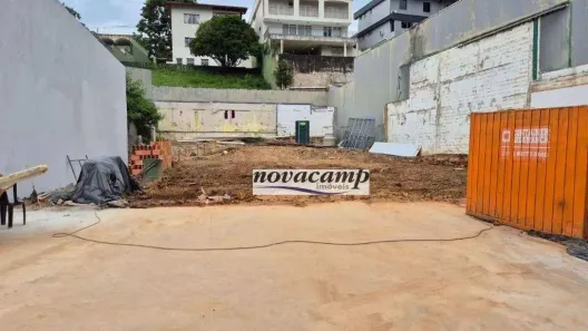Lote/Terreno para alugar, 600m² no Cambuí, Campinas