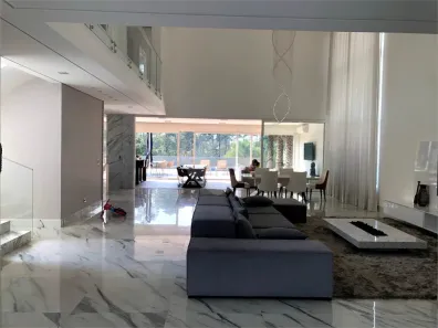 Casa de Condomínio com 3 Quartos à venda, 500m² no São Paulo II, Cotia