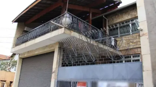 Sobrado com 6 Quartos à venda, 300m² no Vila São Vicente, São Paulo