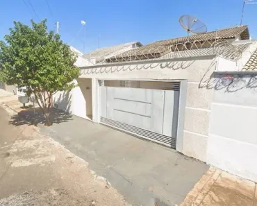 Casa com 3 Quartos à venda, 190m² no Loteamento Residencial Maria Amélia, Catalão