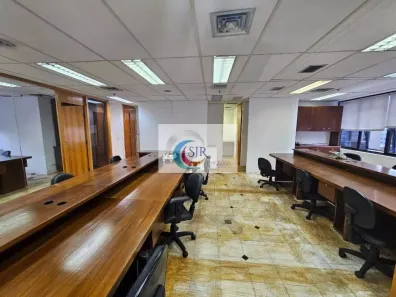 Sala Comercial para venda ou aluguel, 151m² no Itaim Bibi, São Paulo