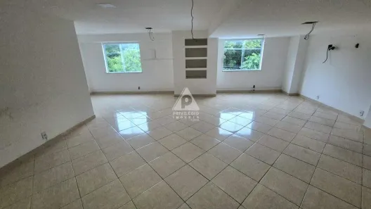Prédio Comercial à venda, 350m² no Anil, Rio de Janeiro