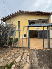 Sobrado com 4 Quartos à venda, 324m² no Setor Aeroporto, Goiânia