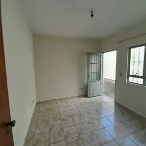 Kitnet com 1 Quarto para alugar, 50m² no Parque Residencial Primavera, Botucatu