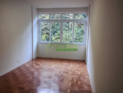 Apartamento com 2 Quartos para alugar, 80m² no Centro, Petrópolis