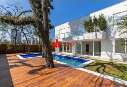 Sobrado com 4 Quartos à venda, 572m² no Parque Colonial, São Paulo