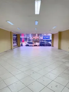 Prédio Comercial para alugar, 2000m² no Umarizal, Belém