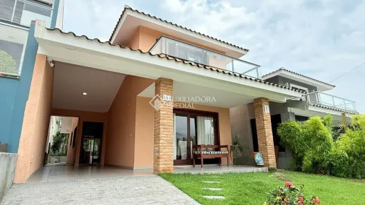 Sobrado com 3 Quartos à venda, 160m² no Panoramico, Garopaba
