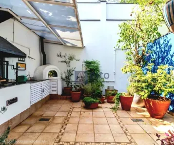 Casa com 3 Quartos à venda, 179m² no Vila Madalena, São Paulo