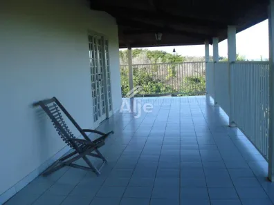 Fazenda/Sítio com 4 Quartos à venda, 700m² no Avencas (Avencas), Marília