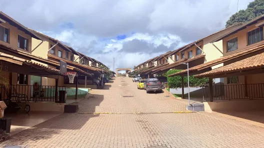 Casa com 3 Quartos à venda, 161m² no Sítios Santa Luzia, Aparecida de Goiânia