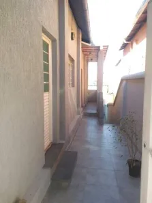 Casa com 2 Quartos para alugar, 104m² no Colégio Batista, Belo Horizonte