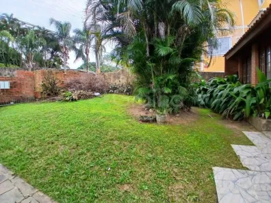 Lote/Terreno à venda, 557m² no Cacupé, Florianópolis