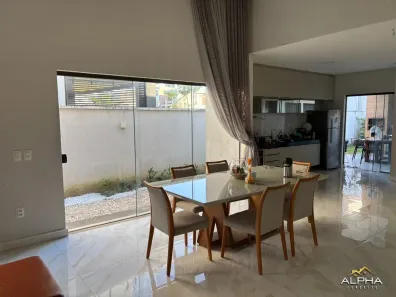 Casa de Condomínio com 4 Quartos à venda, 226m² no Cidade Alpha, Eusébio