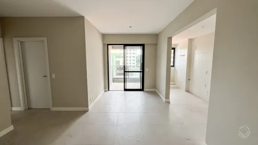 Apartamento com 2 Quartos à venda, 73m² no Centro, Florianópolis