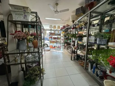 Ponto Comercial para alugar, 110m² no Vila Lenira, Colatina