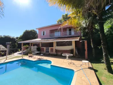 Fazenda/Sítio com 3 Quartos à venda, 900m² no Vale Verde, Valinhos