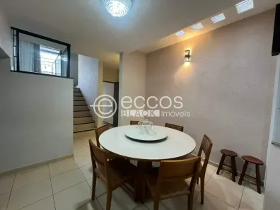 Casa com 3 Quartos à venda, 149m² no Centro, Uberlândia