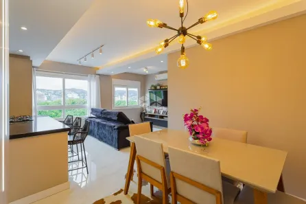 Apartamento com 2 Quartos à venda, 72m² no Jardim do Salso, Porto Alegre