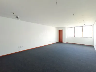 Ponto Comercial para alugar, 45m² no Floresta, Porto Alegre