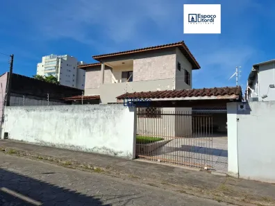 Sobrado com 3 Quartos à venda, 212m² no Indaiá, Caraguatatuba