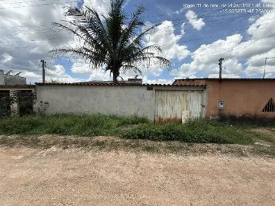 Casa com 2 Quartos à venda, 300m² no Centro, Santo Antônio do Descoberto