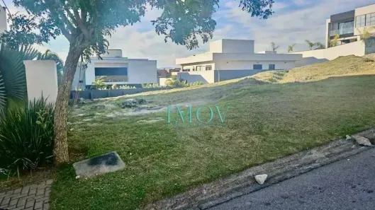 Lote/Terreno à venda, 600m² no Condomínio Residencial Colinas do Paratehy, São José dos Campos