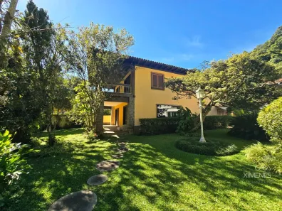 Casa com 12 Quartos à venda, 1000m² no Centro, Petrópolis