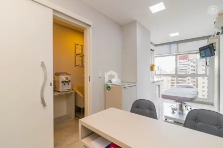 Sala Comercial à venda, 30m² no Centro, Curitiba
