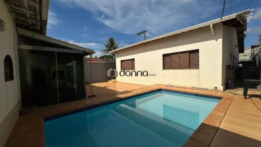 Casa com 3 Quartos à venda, 247m² no Estados Unidos, Uberaba