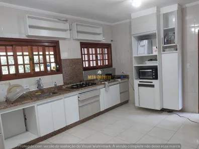 Fazenda/Sítio com 3 Quartos à venda, 560m² no Chácaras Santa Maria, Jacareí
