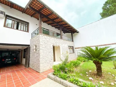 Casa com 4 Quartos para alugar, 311m² no Progresso, Blumenau
