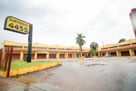 Ponto Comercial para alugar, 54m² no Navegantes, Porto Alegre