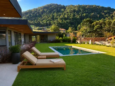 Casa com 4 Quartos à venda, 355m² no Araras, Paraíba do Sul