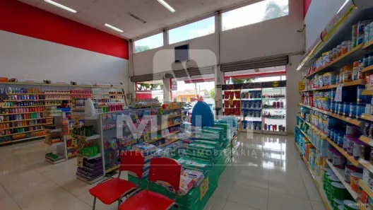 Casa com 1 Quarto à venda, 250m² no Presidente Roosevelt, Uberlândia