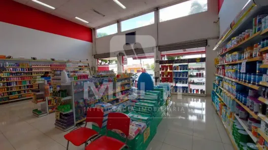 Galpão/Depósito/Armazém com 1 Quarto à venda, 250m² no Presidente Roosevelt, Uberlândia