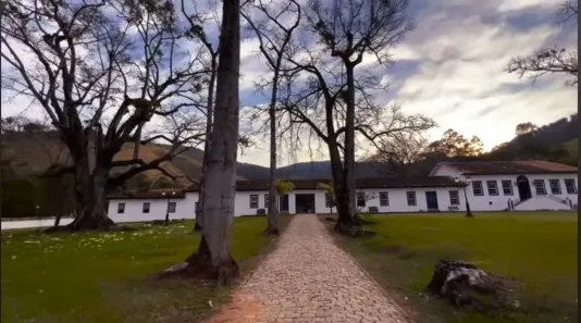 Fazenda/Sítio à venda, 650000000m² no Vila Iapi, Taubaté
