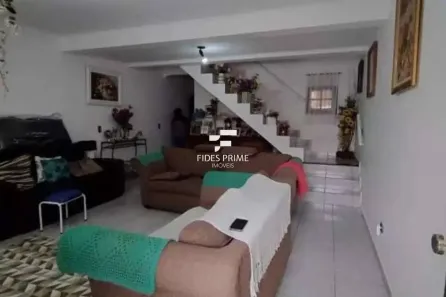 Casa com 3 Quartos à venda, 192m² no Parque Gerassi, Santo André