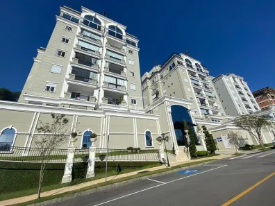 Apartamento com 2 Quartos para alugar, 70m² no Azambuja, Brusque