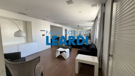 Apartamento com 2 Quartos para venda ou aluguel, 180m² no Cerqueira César, São Paulo