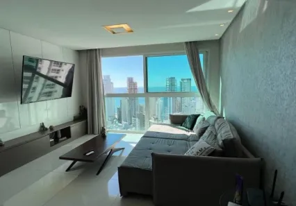Apartamento com 3 Quartos para alugar, 139m² no Centro, Balneário Camboriú