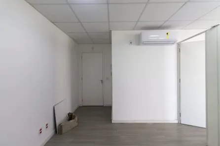 Ponto Comercial com 3 Quartos para alugar, 59m² no Várzea da Barra Funda, São Paulo