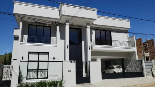 Casa com 3 Quartos à venda, 438m² no , Passa Quatro