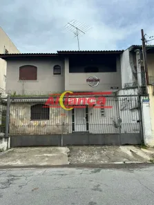 Casa com 4 Quartos para alugar, 270m² no Vila Galvão, Guarulhos