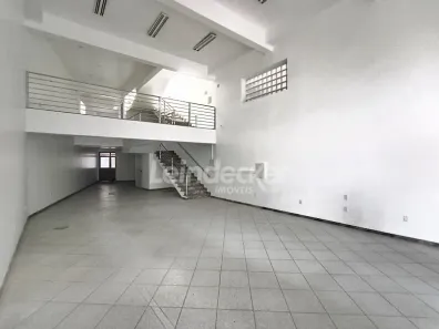 Sala Comercial para alugar, 320m² no Santana, Porto Alegre