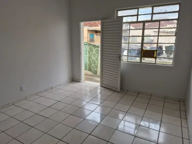 Apartamento com 2 Quartos para alugar, 60m² no Setor Central, Goiânia