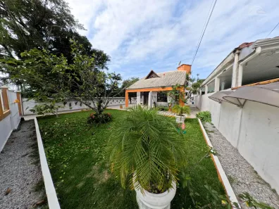 Casa com 3 Quartos à venda, 140m² no , Matinhos