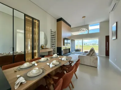 Casa de Condomínio com 4 Quartos à venda, 147m² no XANGRI-LÁ, Xangri-lá