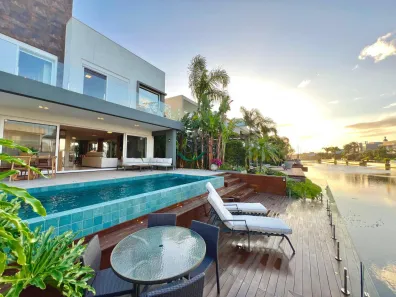 Casa de Condomínio com 5 Quartos à venda, 20m² no Cci, Xangri-lá