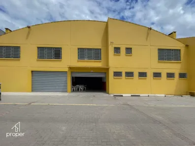 Prédio Comercial com 9 Quartos para alugar, 1250m² no Fragata, Pelotas